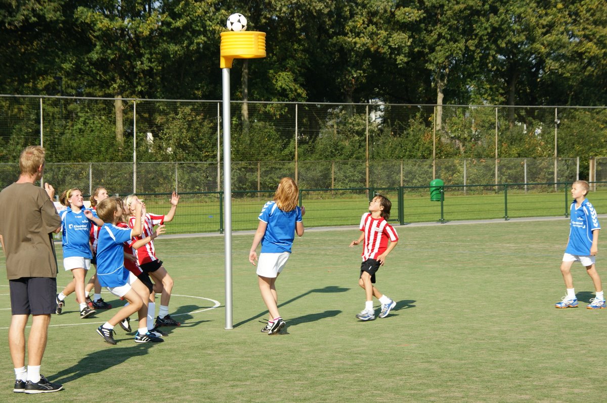 Korfbal D2  1 oktober-16.JPG